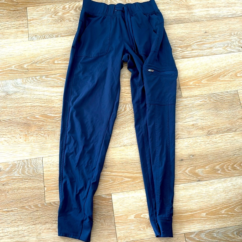Stench fit XS scrub pants